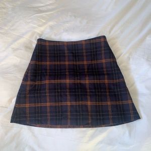 Aritzia Wilfred Mini Skirt